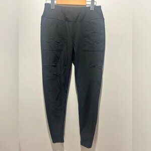 ATHLETIC WORKS size small cargo black pants with lots of pockets